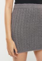 Factorie - Fluffy knit cable mini skirt - grey