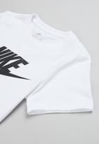 Nike - Nike futura short sleeve tee - white