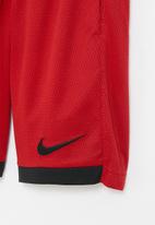 Nike - Nike dry trophy short - red