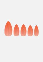 W7 Cosmetics - Glamorous Nails - Peach Cider