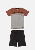 UP Baby - Live the moment tee & shorts set - brown