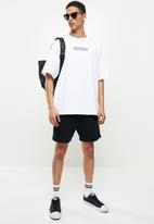 Converse - Court ready graphic tee - white
