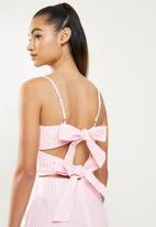 Missguided - Petite cami tie back aline stripe dress - pink & white 