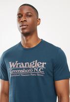 Wrangler - Greensboro N.C tee - shadow blue