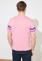 Trendyol - Unique printed short sleeve tee - pink