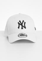 New Era - 9Forty NY Yankees - white/black 