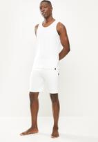 Superbalist - Fashion muscle tank lounge sets - white