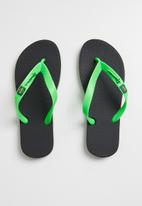 Ipanema - Boys thong slipper - black & green