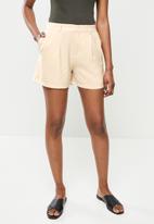 ONLY - Abena highwaist sateen shorts - neutral