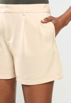 ONLY - Abena highwaist sateen shorts - neutral