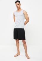 basicthread - Modal sleep shorts - black