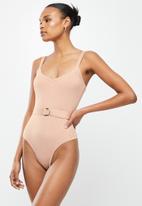 Missguided - Ribbed d ring bodysuit - blush