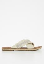 Butterfly Feet - Celia 1 sandal - beige
