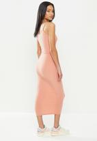 Missguided - Petite tie belt cami ribbed max dress - pink