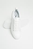 POLO - Idris tonal contrast pin punch sneaker - white