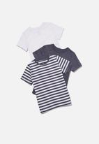 Cotton On - Multipack core short sleeve tee three pack - white & navy 
