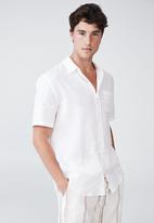 Cotton On - Vacay short sleeve shirt - white texture