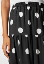 Superbalist - Tiered midi skirt - black large polka dots