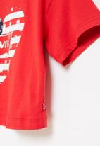 Levi’s® - Levi's short sleeve high rise T-shirt - red