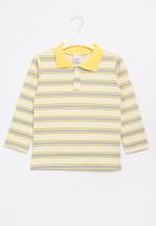 POP CANDY - Boys stripe golfer - yellow & grey 