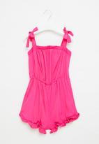Me&B - Strappy shortall with frill detail - pink