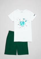 Superbalist Kids - Boys nasa tee & shorts pj set - white & green