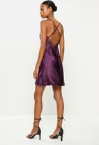 Missguided - Cowl cami dress satin - purple
