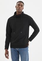 Trendyol - High neck regular fit sweater - black