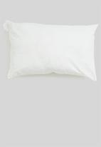 Sixth Floor - Microfibre pillow inner - cotton outer - white