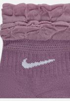 Nike - Nike everyday training ankle socks - amethyst wave & white