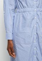 edit - Roll up slv shirt dress - blue & white 