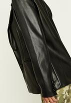 Supré  - Vegan leather blazer - black