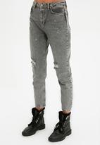 Trendyol - Ripped detailed high waist mom jeans - grey