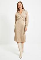Trendyol - Belted double breasted collar dress - camel