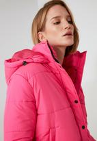 Trendyol - Hooded zippered down jacket - fuchsia