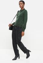 Jacqueline de Yong - Rue long sleeve collar button pullover - green