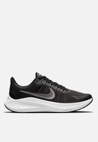 Nike - Nike winflo 8 - black/white-dk smoke grey-lt smoke grey