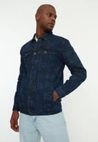 Trendyol - Patterned denim jacket - indigo