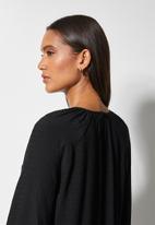 VELVET - Texture woven volume blouse - black