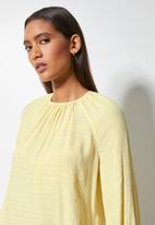 VELVET - Texture woven volume blouse - butter