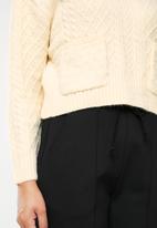 Jacqueline de Yong - Stine long sleeve short hood pullover knit - cream 