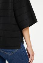 Stella Morgan - 3/4 sleeve knitwear top - black