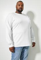 Superbalist - Aaron organic relaxed fit long sleeve plus tee - white