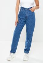 Missguided - Nibble riot mom jean - blue