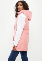 Stella Morgan - Quilted hooded longline gilet - pink
