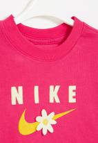 Nike - G nsw tee energy boxy frilly - rush pink