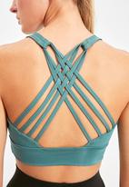 Trendyol - Back detailed sports bra - green