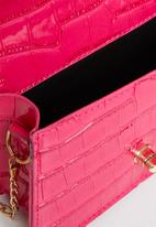 Superbalist - Siobhan clutch bag - pink