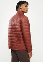 Levi’s® - Richmond packable jacket - fired brick
