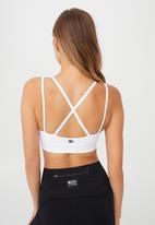 Cotton On - Ultimate workout crop - white